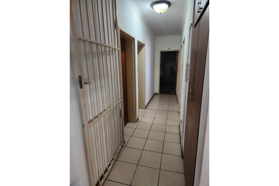 4 Bedroom Property for Sale in Bergzicht Western Cape